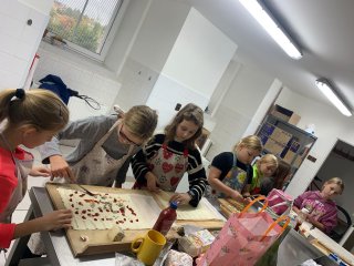 Pracovní činnosti v kuchyňce