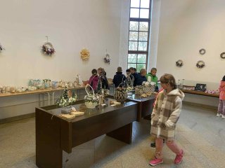 Prodejní výstava Denního a týdenního stacionáře Klíček a Dětského domova Radenín 