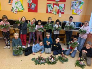 Vyrábění na vánoční jarmark