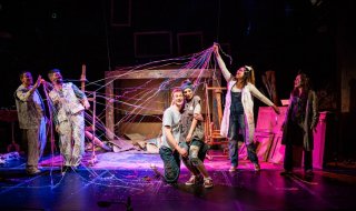 Operky - něco většího než písnička, ale menšího než muzikál